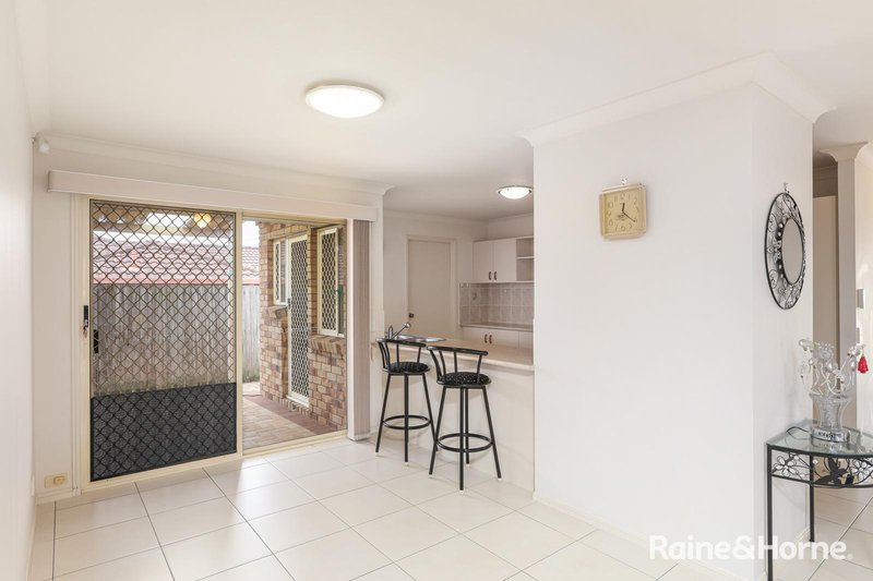 Photo - 41 Premworth Place, Runcorn QLD 4113 - Image 5