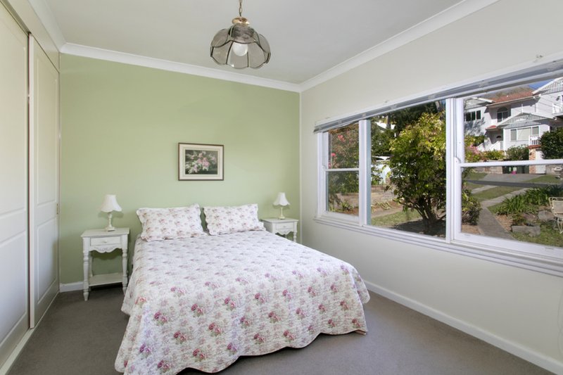 Photo - 41 Prescott Avenue, Dee Why NSW 2099 - Image 5