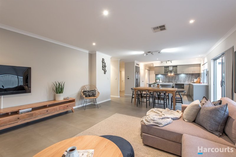 Photo - 41 Quarram Crescent, Burns Beach WA 6028 - Image 3