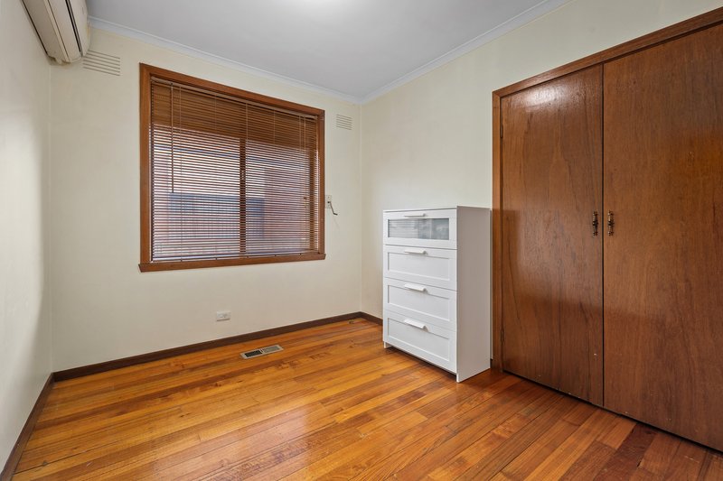 Photo - 41 Queenscliff Road, Thomastown VIC 3074 - Image 8