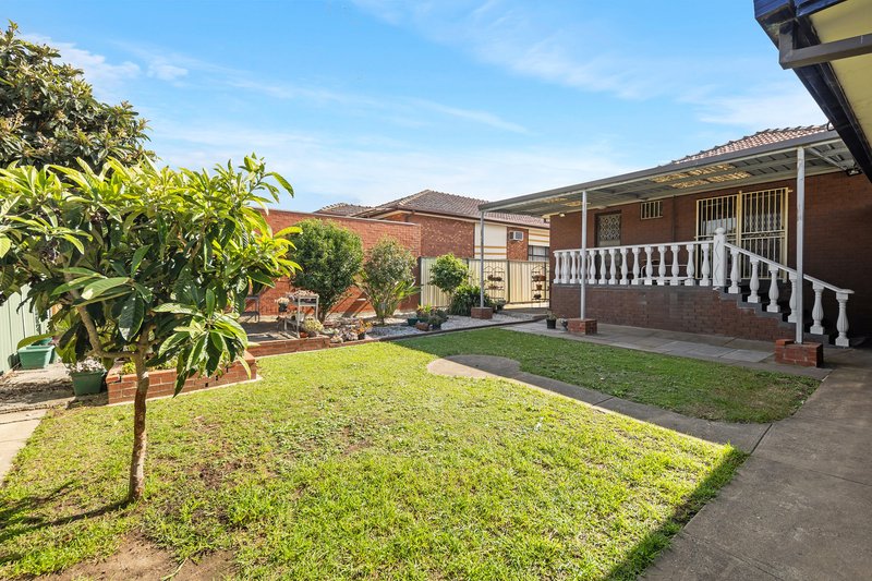 Photo - 41 Queenscliff Road, Thomastown VIC 3074 - Image 11