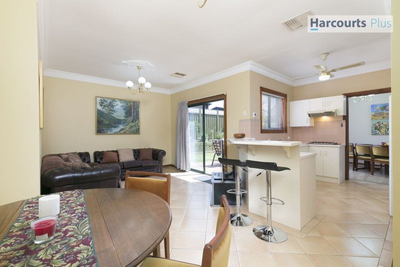 Photo - 41 Quinvale Road, Hallett Cove SA 5158 - Image 7