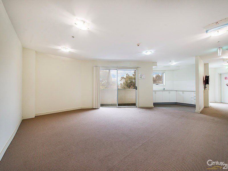 Photo - 41 Railway Avenue, Oakleigh VIC 3166 - Image 6