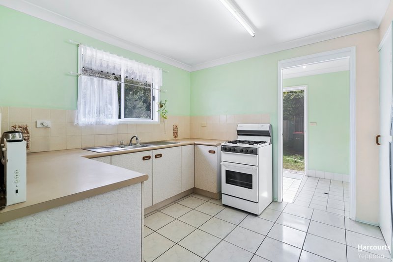 Photo - 41 Reef Street, Zilzie QLD 4710 - Image 3