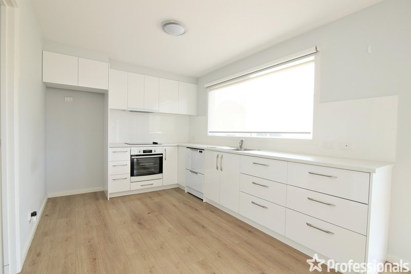 Photo - 41 Regent Avenue, Springvale VIC 3171 - Image 4