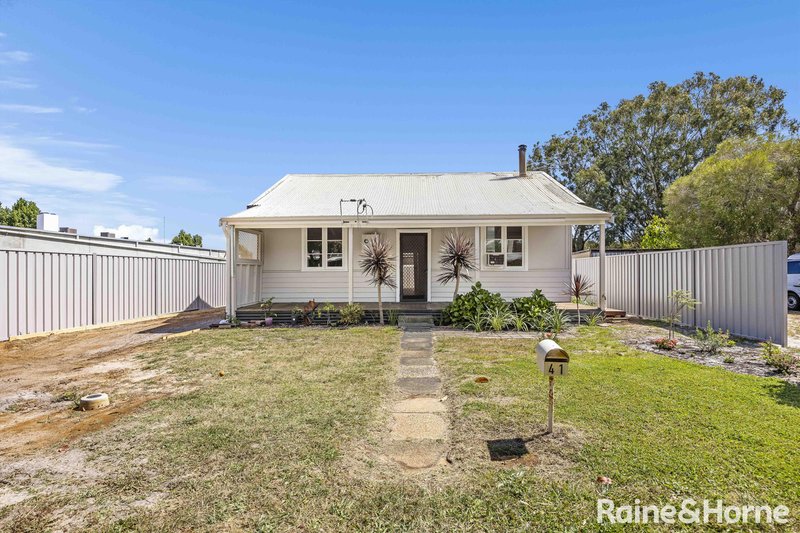 41 Roe Road, Capel WA 6271