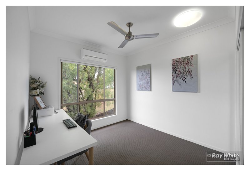 Photo - 41 Rosewood Drive, Norman Gardens QLD 4701 - Image 7