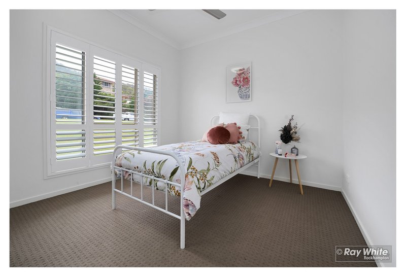 Photo - 41 Rosewood Drive, Norman Gardens QLD 4701 - Image 10