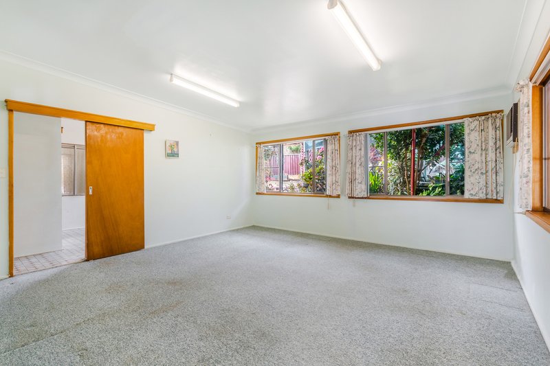 Photo - 41 Russell Street, Mount Pritchard NSW 2170 - Image 9