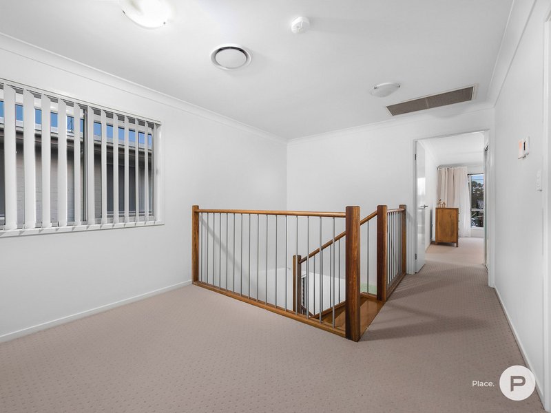 Photo - 41 Ryhill Road, Sunnybank Hills QLD 4109 - Image 10