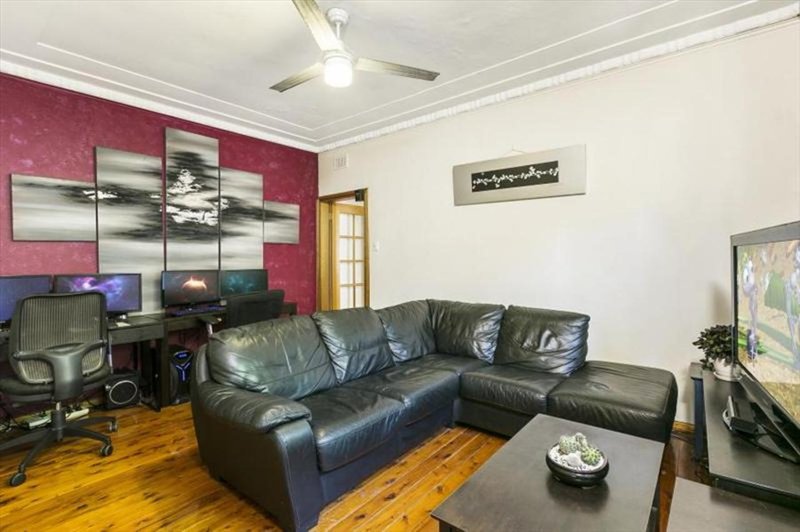 Photo - 4/1 Samuel Terry Avenue, Kensington NSW 2033 - Image 2