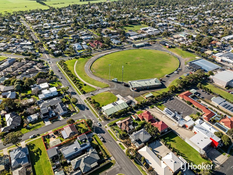 Photo - 41 Sandy Mount Avenue, Inverloch VIC 3996 - Image 3