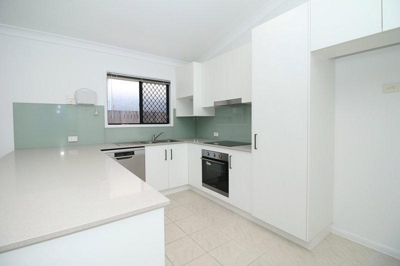 Photo - 41 Sea Eagle Circuit, Douglas QLD 4814 - Image 2