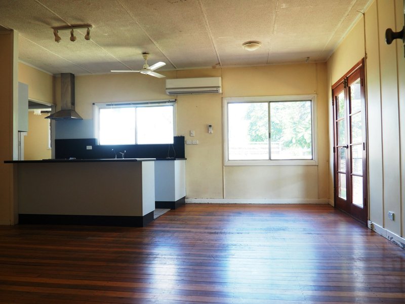 Photo - 41 Second Avenue, Mount Isa QLD 4825 - Image 4