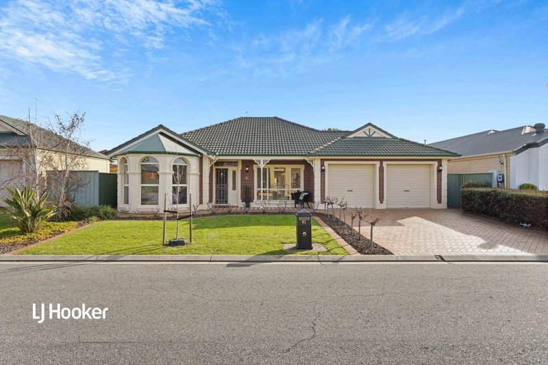 41 Sheaoak Drive, Mawson Lakes SA 5095