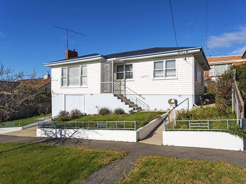 41 Shirley Place, Kings Meadows TAS 7249