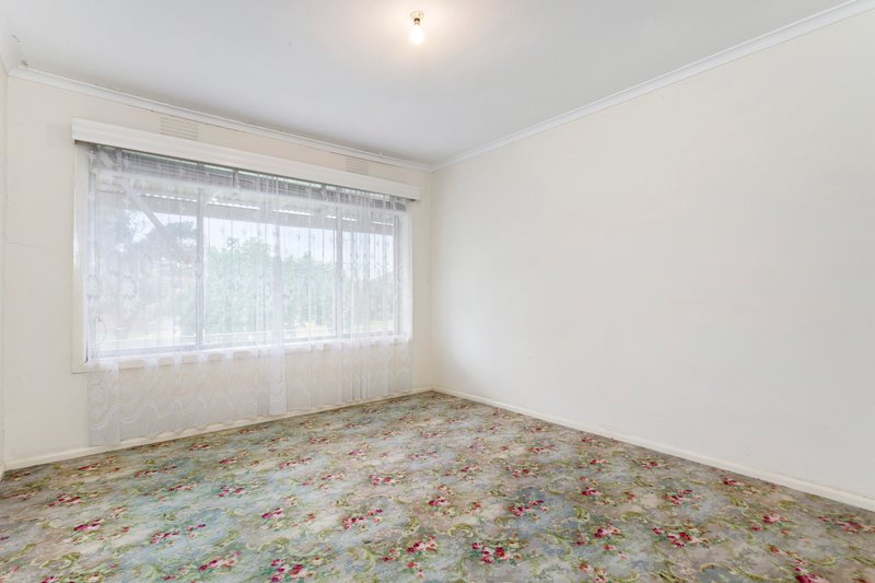 Photo - 41 Smith Avenue, Thomastown VIC 3074 - Image 5