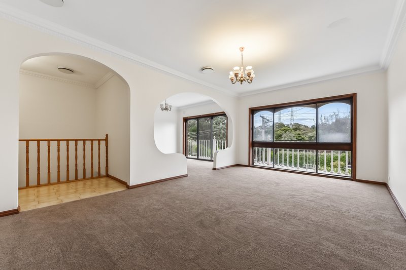 Photo - 41 Smyth Street, Mount Waverley VIC 3149 - Image 6