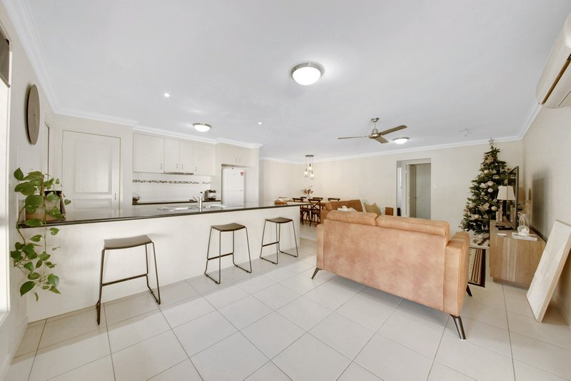 Photo - 41 Southern Cross Close, Telina QLD 4680 - Image 3