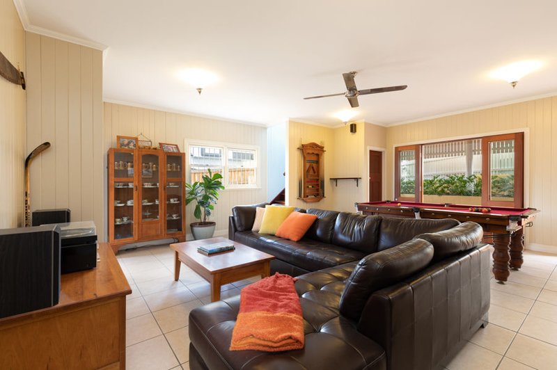 Photo - 41 St Leonards Street, Coorparoo QLD 4151 - Image 11