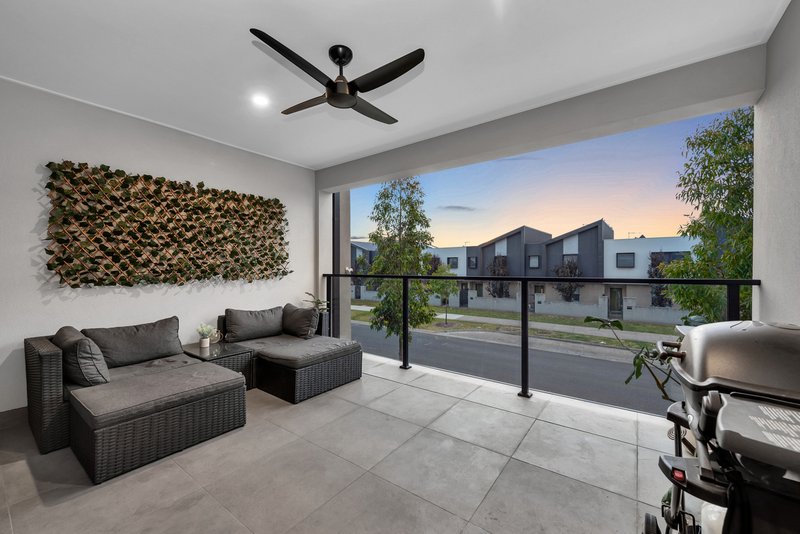 Photo - 41 Station Street, Pakenham VIC 3810 - Image 10