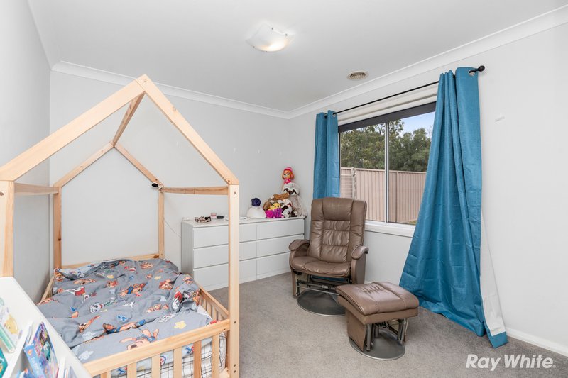 Photo - 41 Strickland Drive, Boorooma NSW 2650 - Image 7