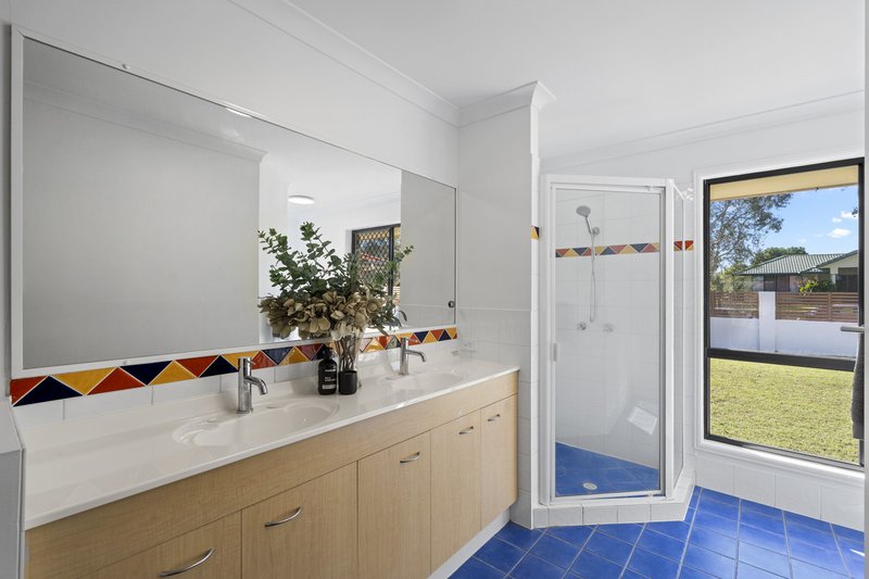 Photo - 41 Talisker Place, Parkinson QLD 4115 - Image 7