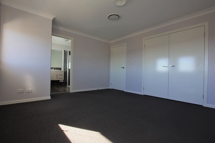 Photo - 41 The Straight , Oran Park NSW 2570 - Image 8