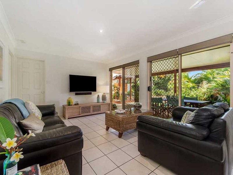 Photo - 41 Thornleigh Crescent, Varsity Lakes QLD 4227 - Image 5