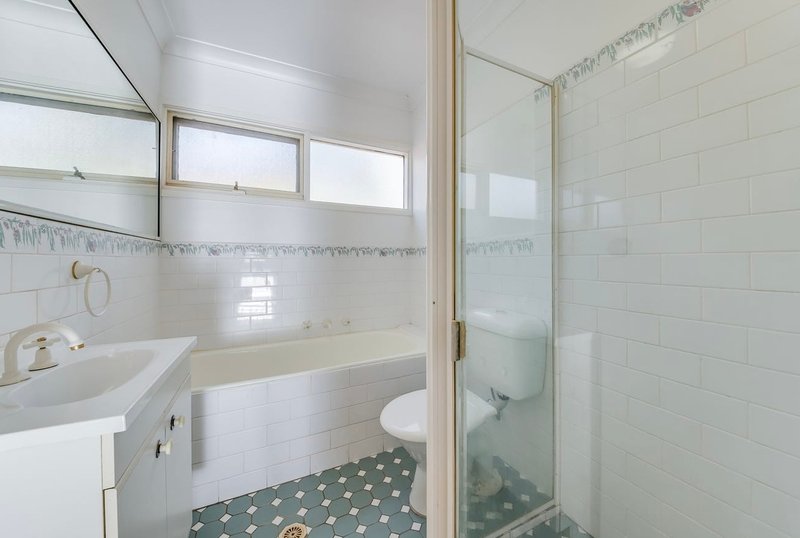 Photo - 4/1 Throsby Way, Ambarvale NSW 2560 - Image 8