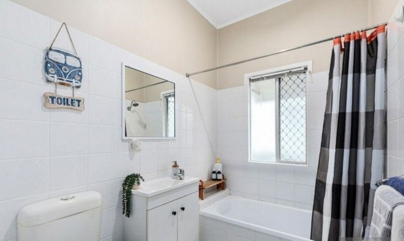 Photo - 41 Tolmie Street, South Toowoomba QLD 4350 - Image 6