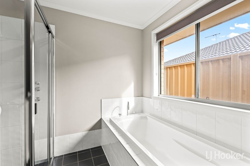 Photo - 41 Tudor Crescent, Smithfield Plains SA 5114 - Image 21