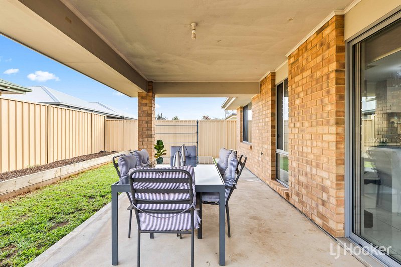 Photo - 41 Tudor Crescent, Smithfield Plains SA 5114 - Image 24