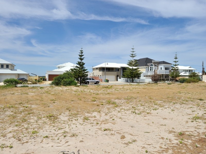 41 Turtles Bend, Secret Harbour WA 6173