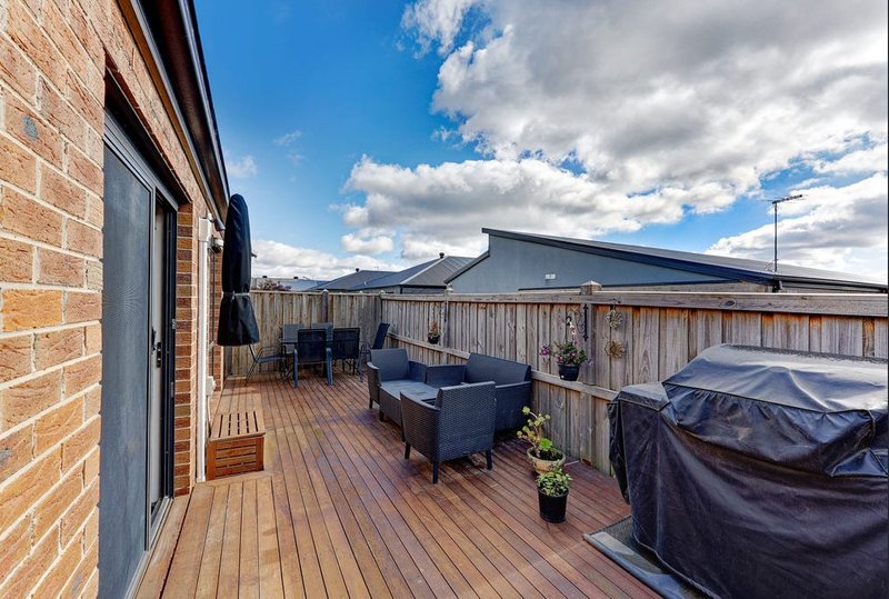 Photo - 41 Vautier Avenue, Mickleham VIC 3064 - Image 13