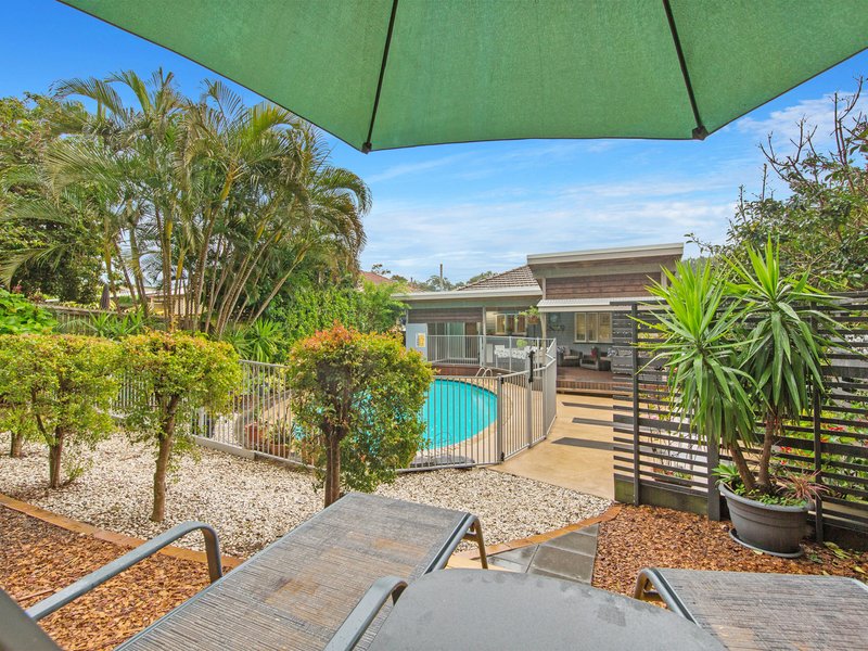 Photo - 41 Victor Street, Holland Park QLD 4121 - Image 2