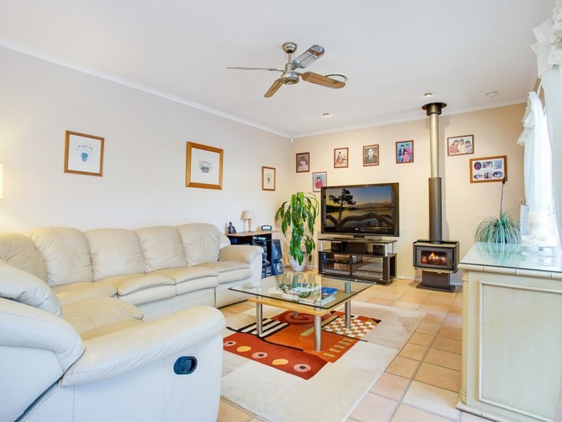 Photo - 41 Wallaby Drive, Mudgeeraba QLD 4213 - Image 11