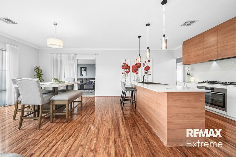 Photo - 41 Wallangarra Road, Carramar WA 6031 - Image 13