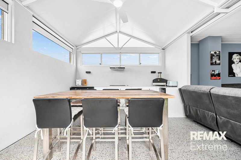 Photo - 41 Wallangarra Road, Carramar WA 6031 - Image 30