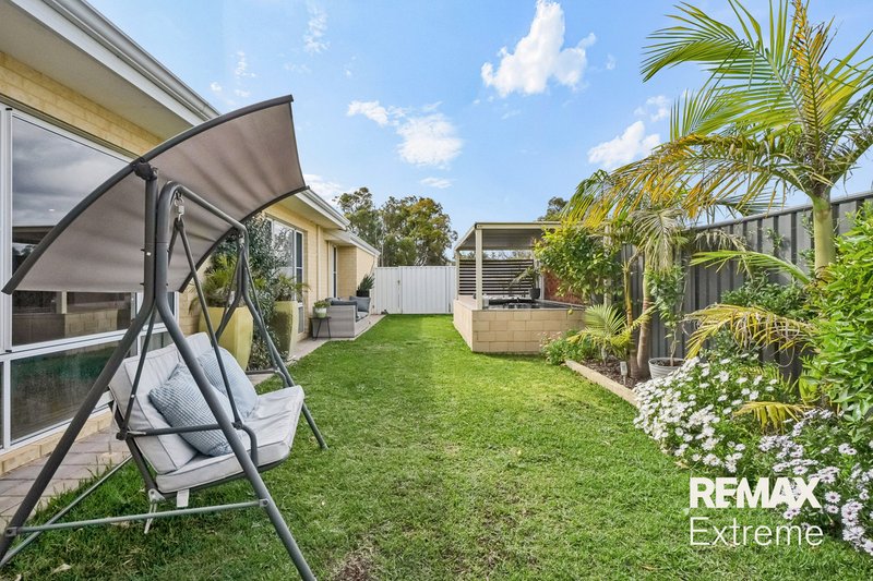 Photo - 41 Wallangarra Road, Carramar WA 6031 - Image 32