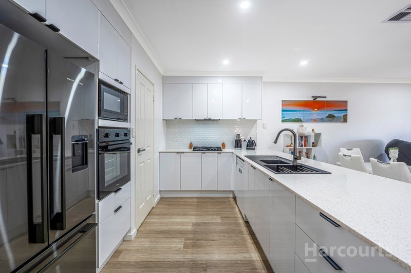 Photo - 4/1 Waterside Drive, Dudley Park WA 6210 - Image 10