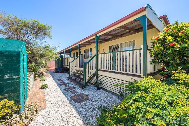 Photo - 41 Wattle Avenue, Bongaree QLD 4507 - Image 11