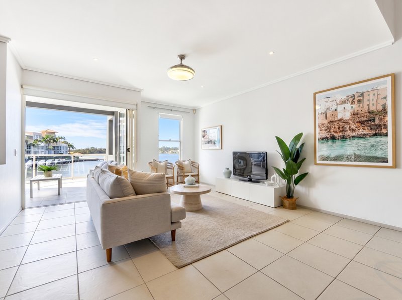 Photo - 41 Watts Drive, Varsity Lakes QLD 4227 - Image 9