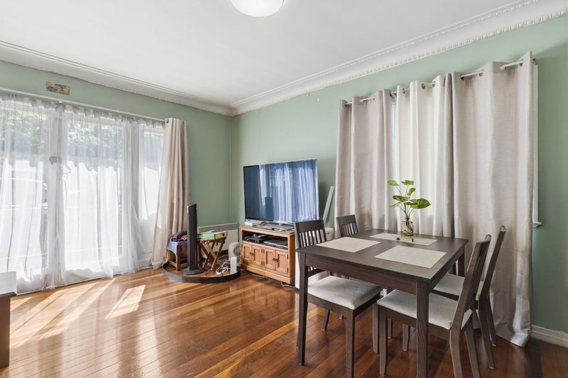 Photo - 41 Weaver Street, Coopers Plains QLD 4108 - Image 2