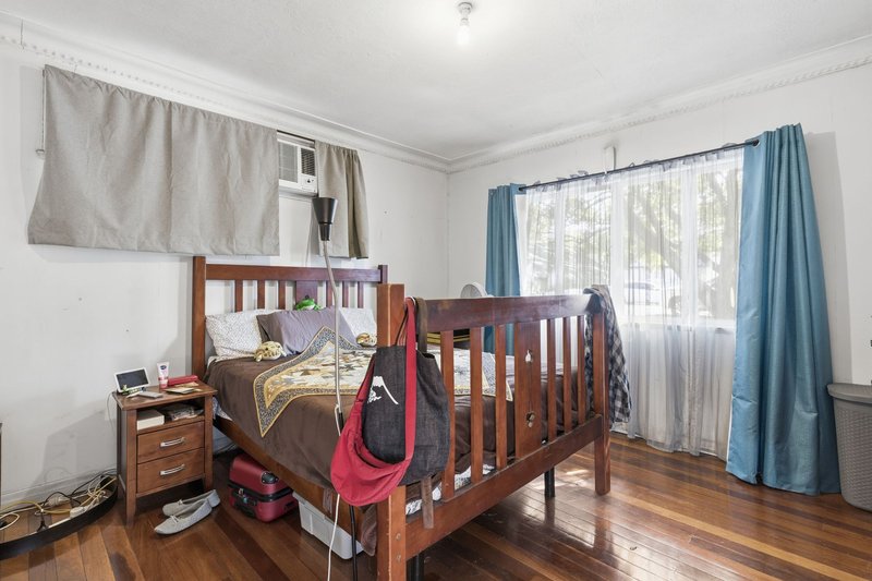 Photo - 41 Weaver Street, Coopers Plains QLD 4108 - Image 4
