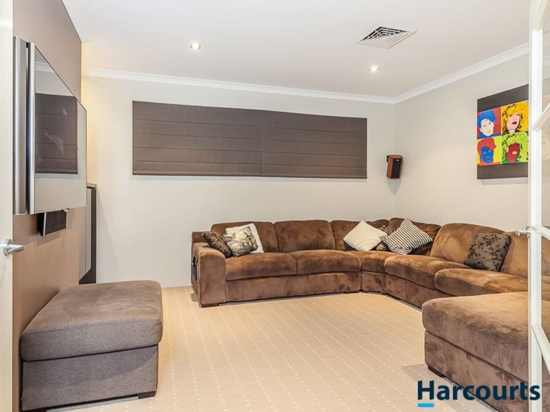 Photo - 41 Westwood Meander, Carramar WA 6031 - Image 6