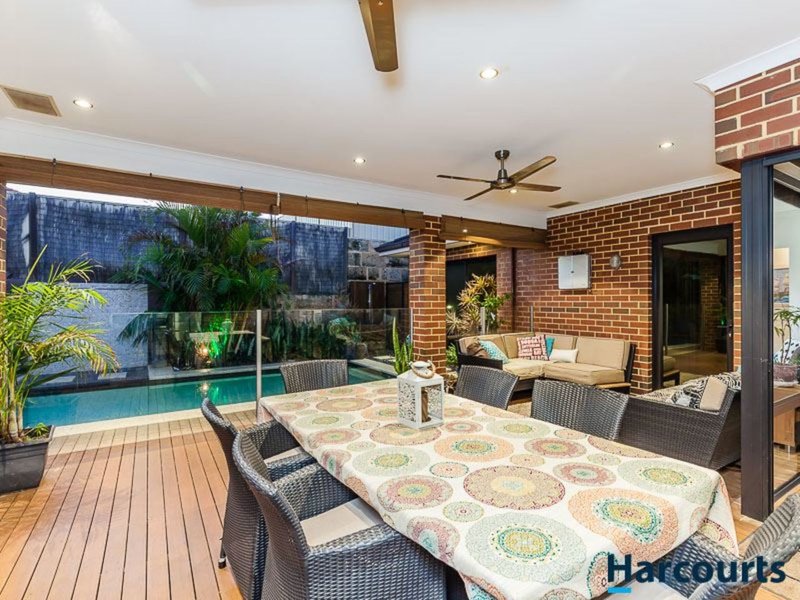 Photo - 41 Westwood Meander, Carramar WA 6031 - Image 11