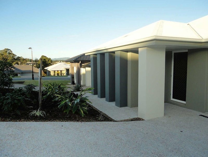 Photo - 41 Wildflower Circuit, Upper Coomera QLD 4209 - Image 4