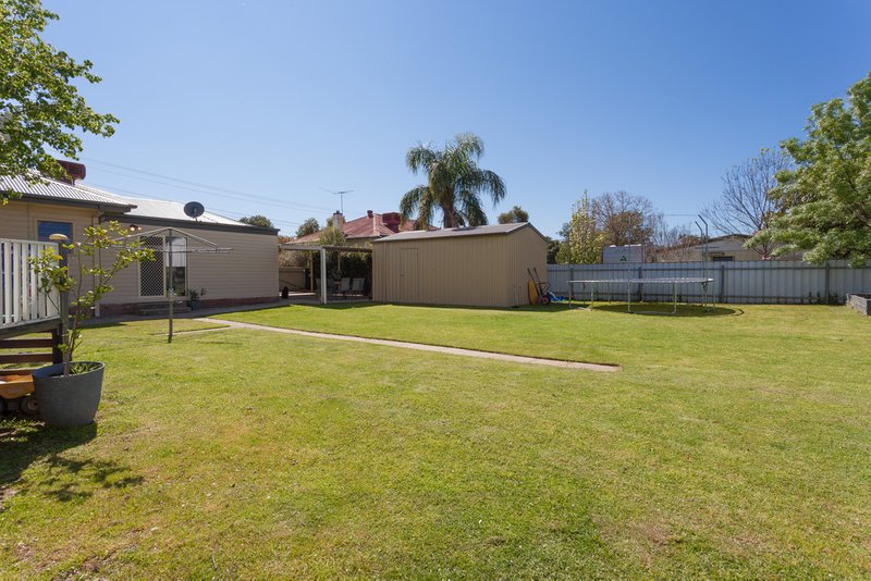 Photo - 41 Wilson Street, Wodonga VIC 3690 - Image 13