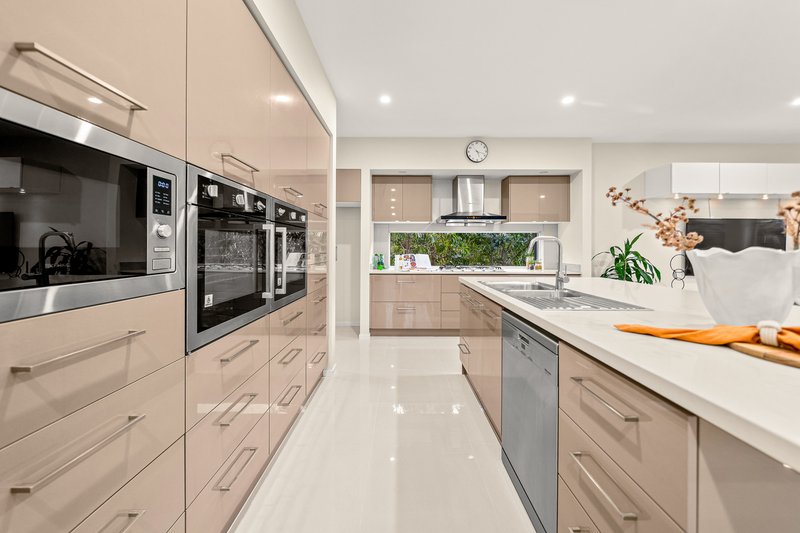 Photo - 41 Wombat Crescent, Rochedale QLD 4123 - Image 12